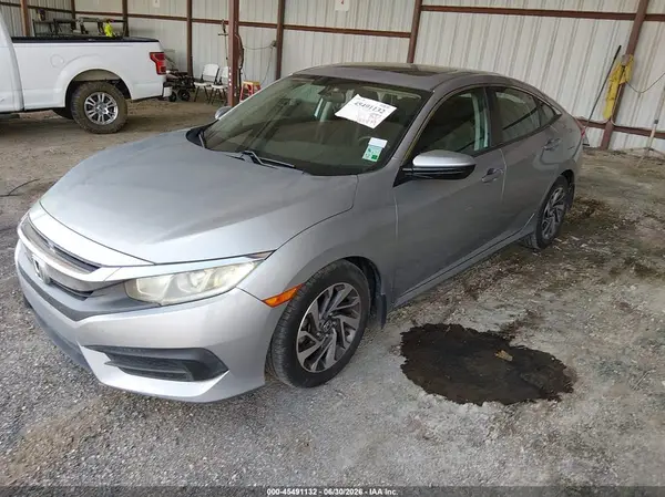 19XFC2F79GE004776 2016 HONDA CIVIC - Image 2
