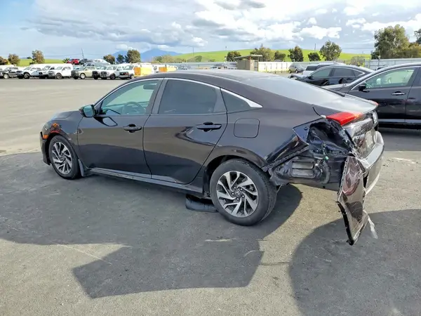 19XFC2F79GE007967 2016 HONDA CIVIC - Image 2