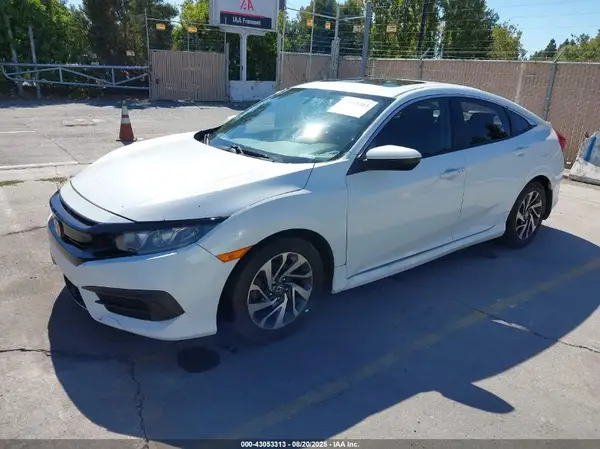 19XFC2F79GE010240 2016 HONDA CIVIC - Image 2
