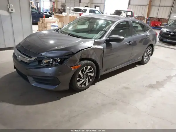 19XFC2F79GE019181 2016 HONDA CIVIC - Image 2