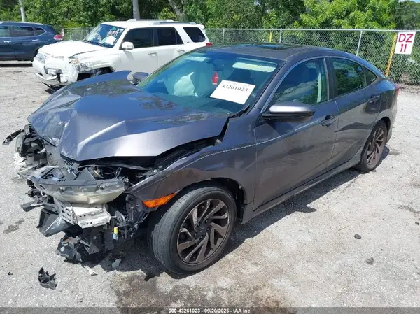 19XFC2F79GE028589 2016 HONDA CIVIC - Image 2
