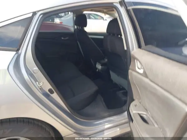 19XFC2F79GE03D656 2016 HONDA CIVIC - Image 8