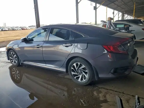 19XFC2F79GE059504 2016 HONDA CIVIC - Image 2