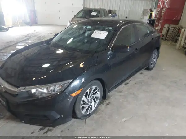 19XFC2F79GE064704 2016 HONDA CIVIC - Image 2