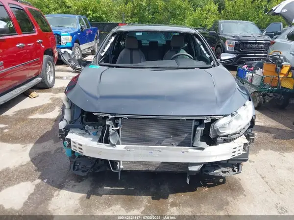 2016 HONDA CIVIC auction photo 6