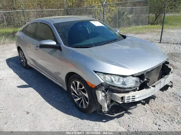 19XFC2F79GE073810 2016 HONDA CIVIC - Image 1