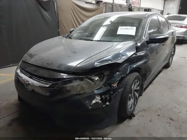 19XFC2F79GE084158 2016 HONDA CIVIC - Image 2