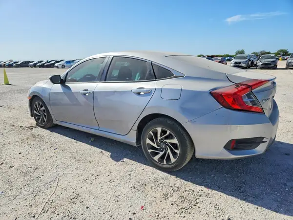 19XFC2F79GE086122 2016 HONDA CIVIC - Image 2