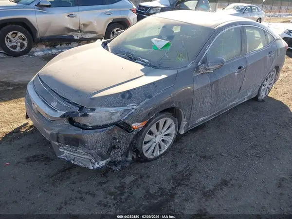 19XFC2F79GE205772 2016 HONDA CIVIC - Image 2