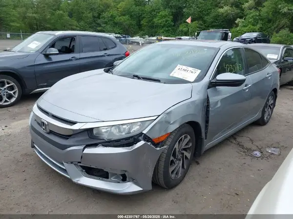 19XFC2F79GE210681 2016 HONDA CIVIC - Image 2