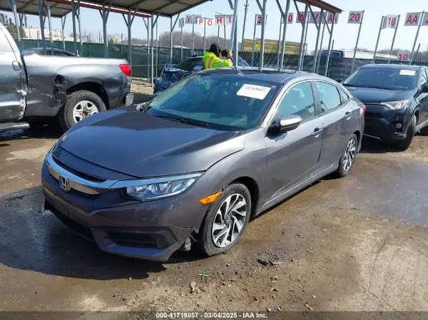 19XFC2F79GE235502 2016 HONDA CIVIC - Image 2