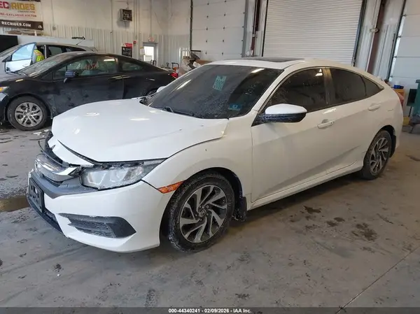 19XFC2F79GE245270 2016 HONDA CIVIC - Image 2