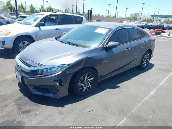 19XFC2F79GE249674 2016 HONDA CIVIC - Image 2