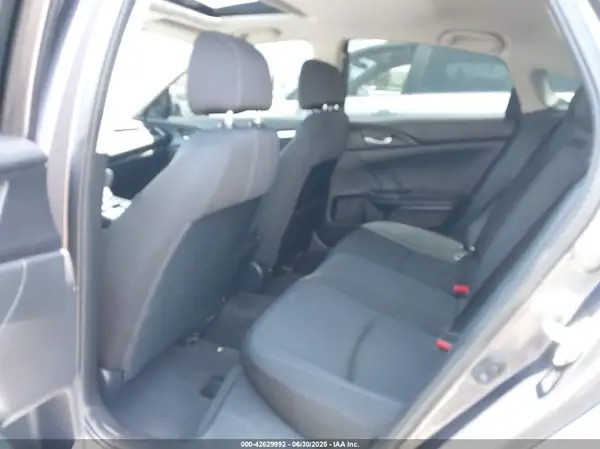 19XFC2F79GE249674 2016 HONDA CIVIC - Image 8