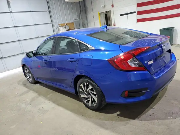 19XFC2F79HE004732 2017 HONDA CIVIC - Image 2
