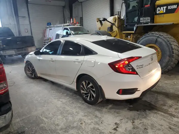 19XFC2F79HE006349 2017 HONDA CIVIC - Image 2
