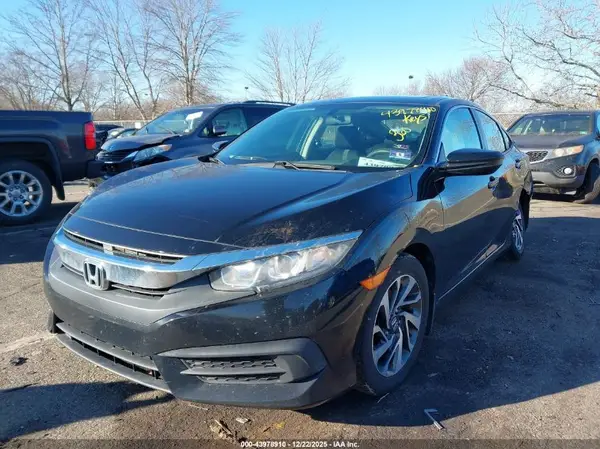 19XFC2F79HE006366 2017 HONDA CIVIC - Image 2