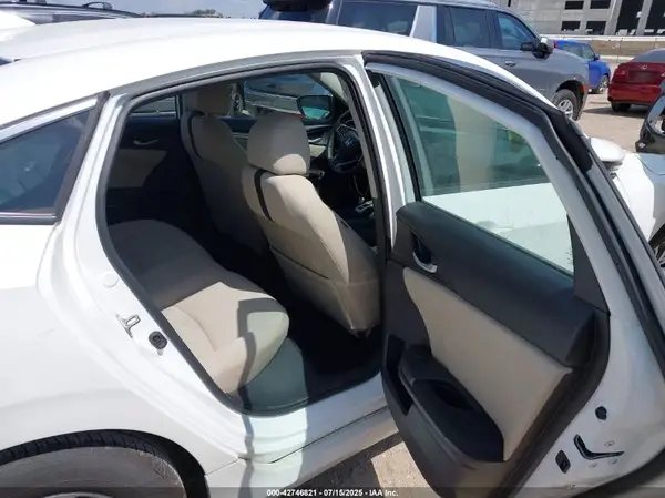 19XFC2F79HE033602 2017 HONDA CIVIC - Image 8
