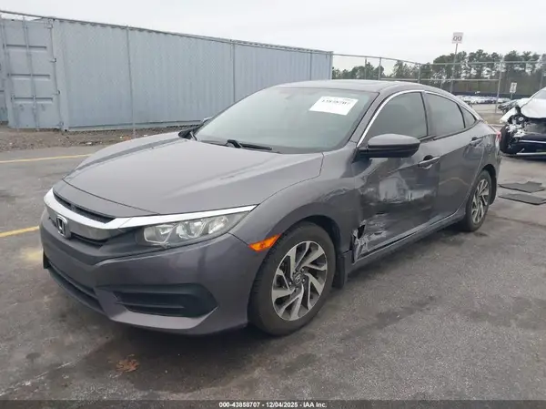 19XFC2F79HE047001 2017 HONDA CIVIC - Image 2