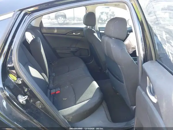 19XFC2F79HE047323 2017 HONDA CIVIC - Image 8