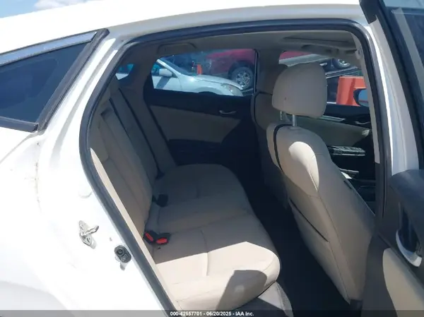 19XFC2F79HE054546 2017 HONDA CIVIC - Image 8
