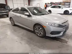 19XFC2F79HE082122 2017 HONDA CIVIC