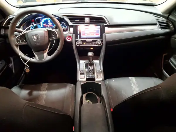 19XFC2F79HE205370 2017 HONDA CIVIC - Image 8