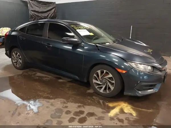 19XFC2F79HE208558 2017 HONDA CIVIC - Image 1