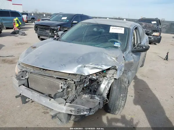 19XFC2F79HE217177 2017 HONDA CIVIC - Image 2