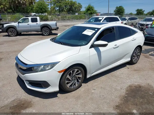 19XFC2F79JE001044 2018 HONDA CIVIC - Image 2