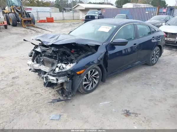 19XFC2F79JE001240 2018 HONDA CIVIC - Image 2