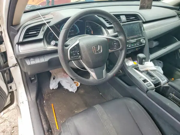 19XFC2F79JE002811 2018 HONDA CIVIC - Image 8