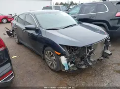19XFC2F79JE011752 2018 HONDA CIVIC