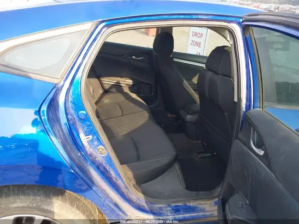 19XFC2F79JE014764 2018 HONDA CIVIC - Image 8