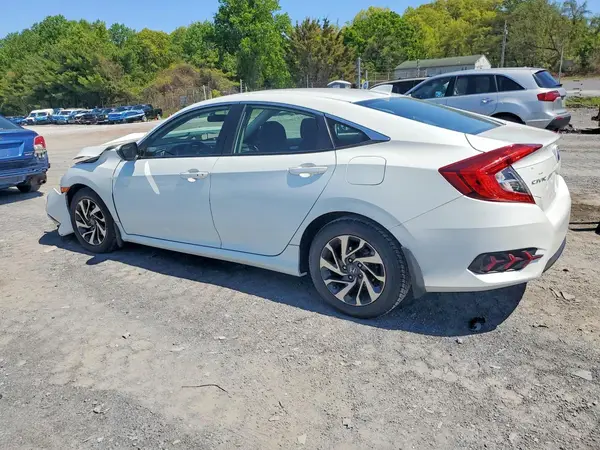 19XFC2F79JE016742 2018 HONDA CIVIC - Image 2