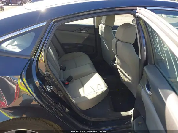 19XFC2F79JE021939 2018 HONDA CIVIC - Image 8