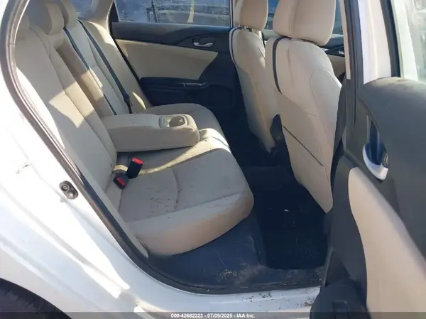 19XFC2F79JE021973 2018 HONDA CIVIC - Image 8