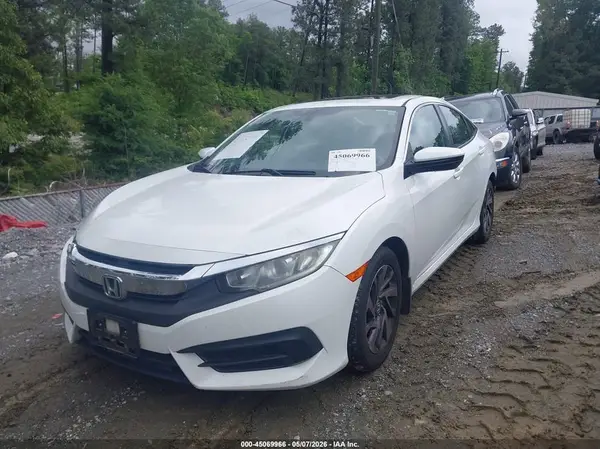 19XFC2F79JE022721 2018 HONDA CIVIC - Image 2