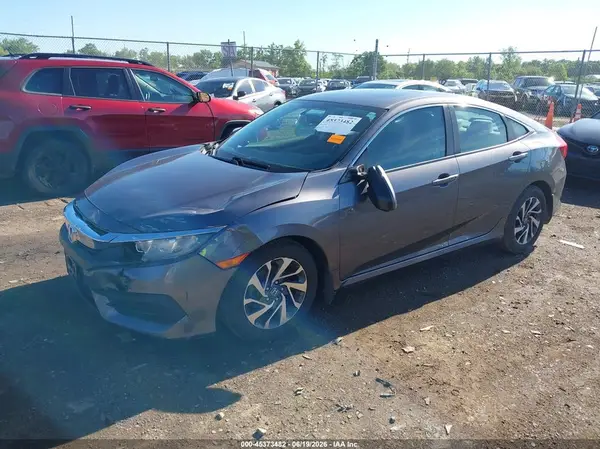 19XFC2F79JE029295 2018 HONDA CIVIC - Image 2