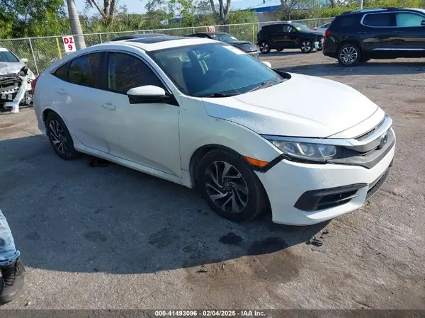 19XFC2F79JE032472 2018 HONDA CIVIC - Image 1