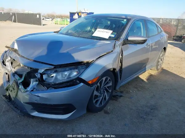 19XFC2F79JE034433 2018 HONDA CIVIC - Image 2