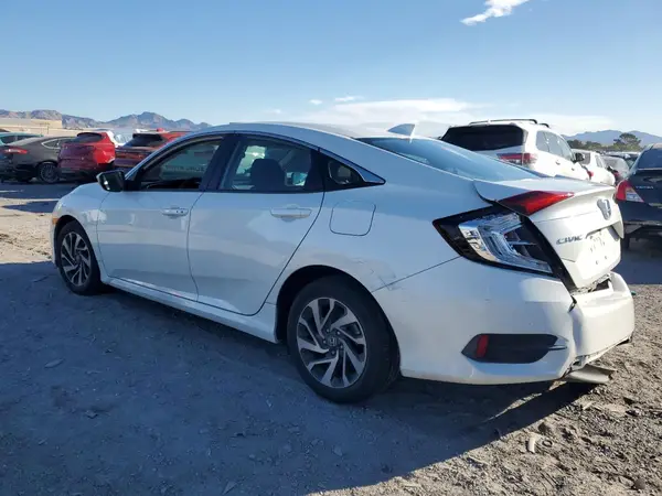 19XFC2F79JE037588 2018 HONDA CIVIC - Image 2