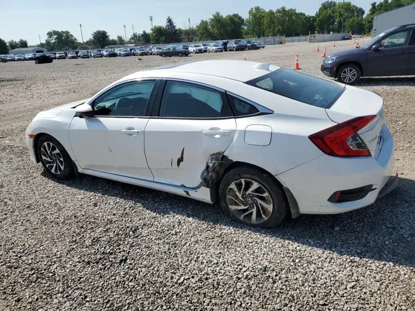 19XFC2F79JE039440 2018 HONDA CIVIC - Image 2