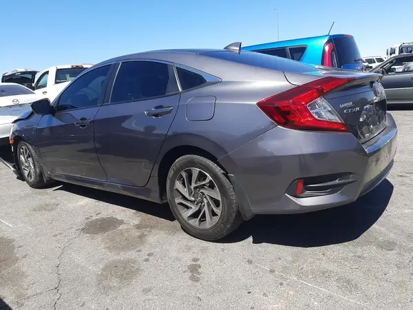 19XFC2F79JE040927 2018 HONDA CIVIC - Image 2