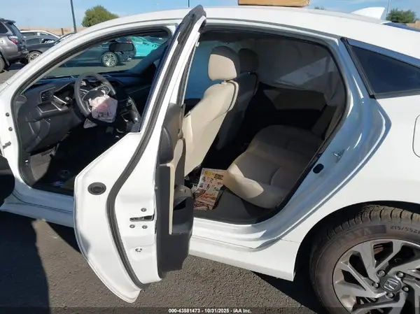 19XFC2F79JE207092 2018 HONDA CIVIC - Image 8