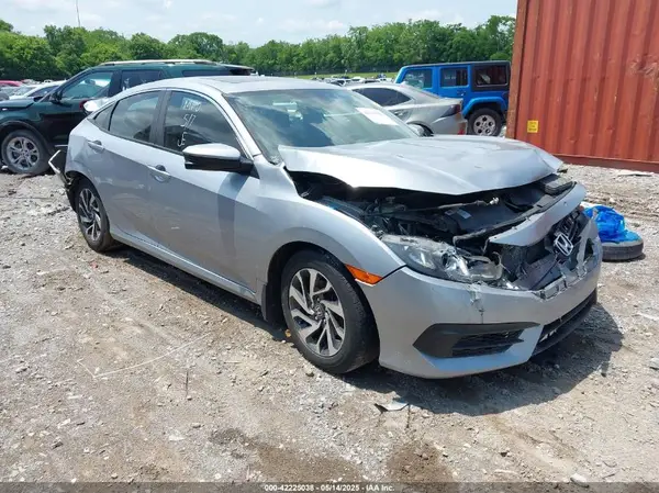 19XFC2F7XGE004768 2016 HONDA CIVIC - Image 1