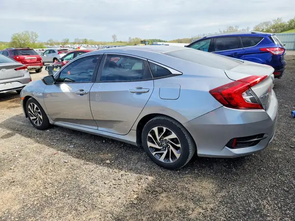 19XFC2F7XGE024406 2016 HONDA CIVIC - Image 2