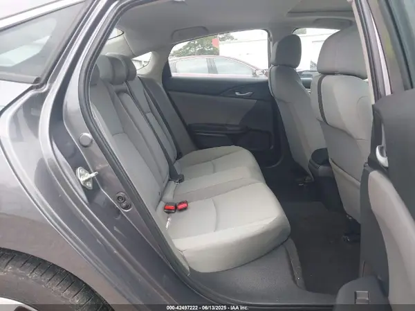 19XFC2F7XGE034904 2016 HONDA CIVIC - Image 8
