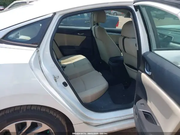 19XFC2F7XGE056577 2016 HONDA CIVIC - Image 8