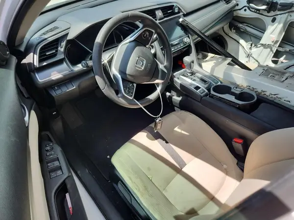 19XFC2F7XGE083472 2016 HONDA CIVIC - Image 8